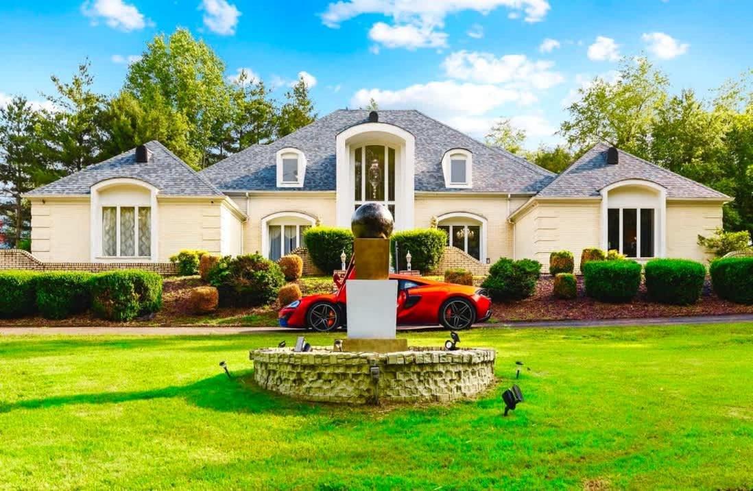 Big Stone Gap Gated Mansion - Basketball Court Movie Theater Viewsヴィラ エクステリア 写真
