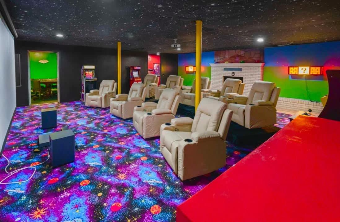 Big Stone Gap Gated Mansion - Basketball Court Movie Theater Viewsヴィラ エクステリア 写真