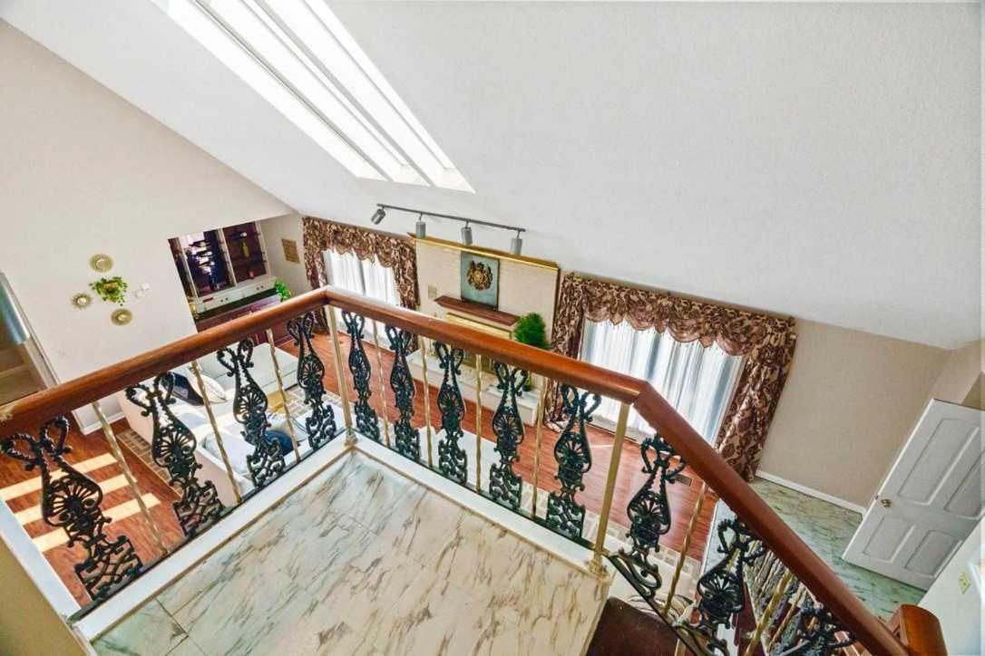 Big Stone Gap Gated Mansion - Basketball Court Movie Theater Viewsヴィラ エクステリア 写真